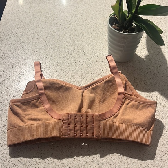 Knix Sz Small Good To Go Seamless Everyday Bra in Pink Ginger - Picture 7 of 15